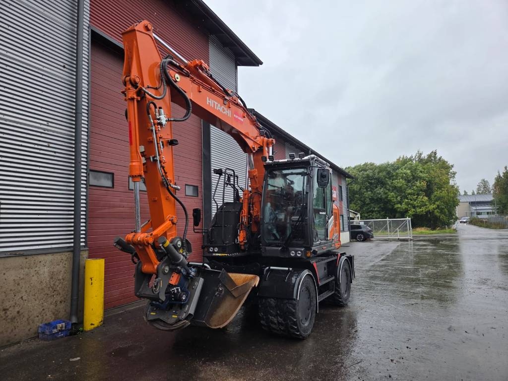 hitachi-zx-135-w-7-pyorittaja,0910e6d4