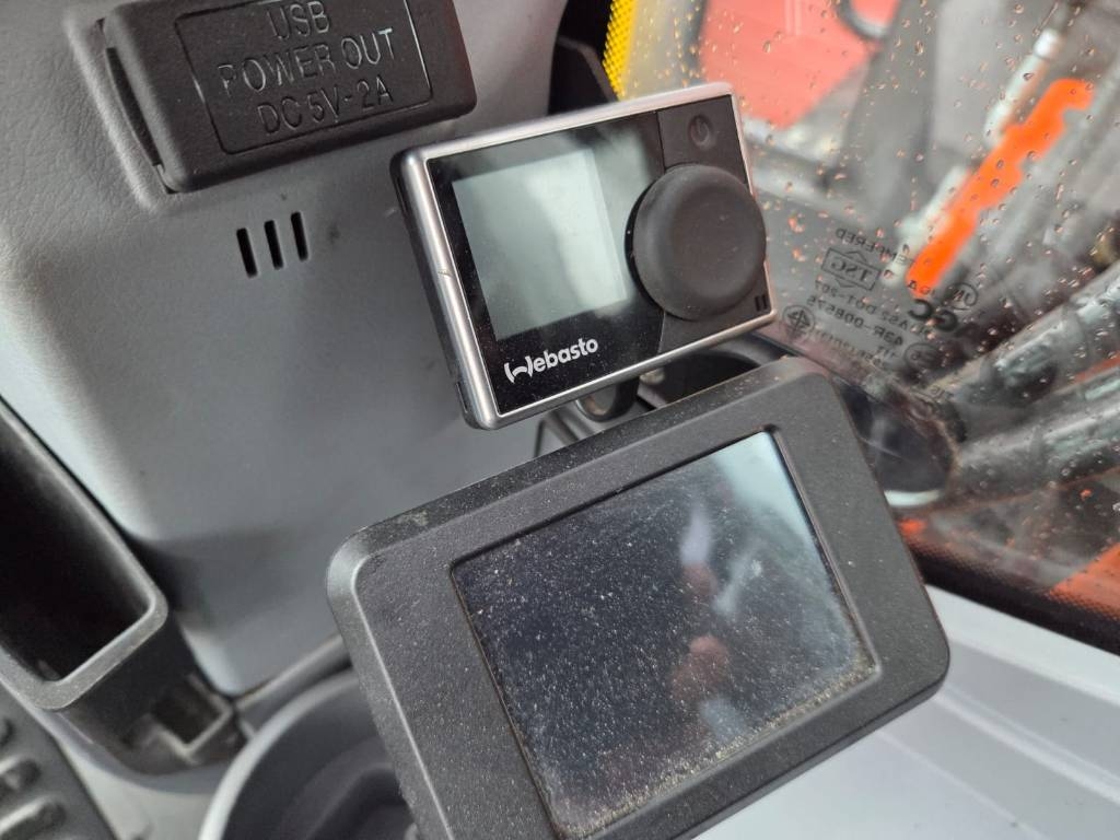 hitachi-zx-135-w-7-pyorittaja,66fe4e59