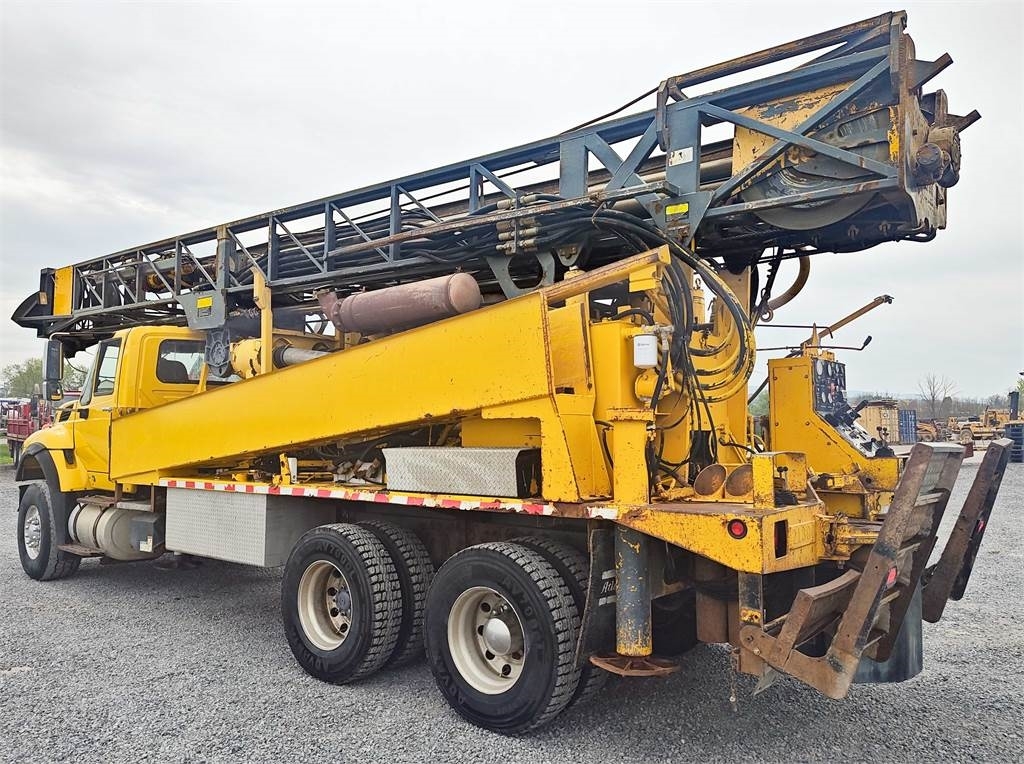 Atlas Copco T3W Drill Rig