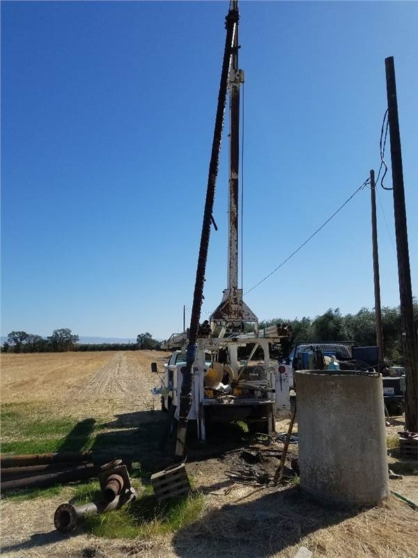 [Other] PortaDrill TLS 471 Drill Rig