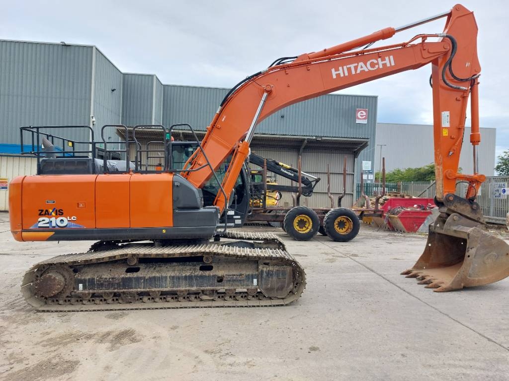 Hitachi ZX210LC-6