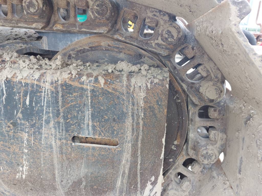 Hitachi ZX210LC-6