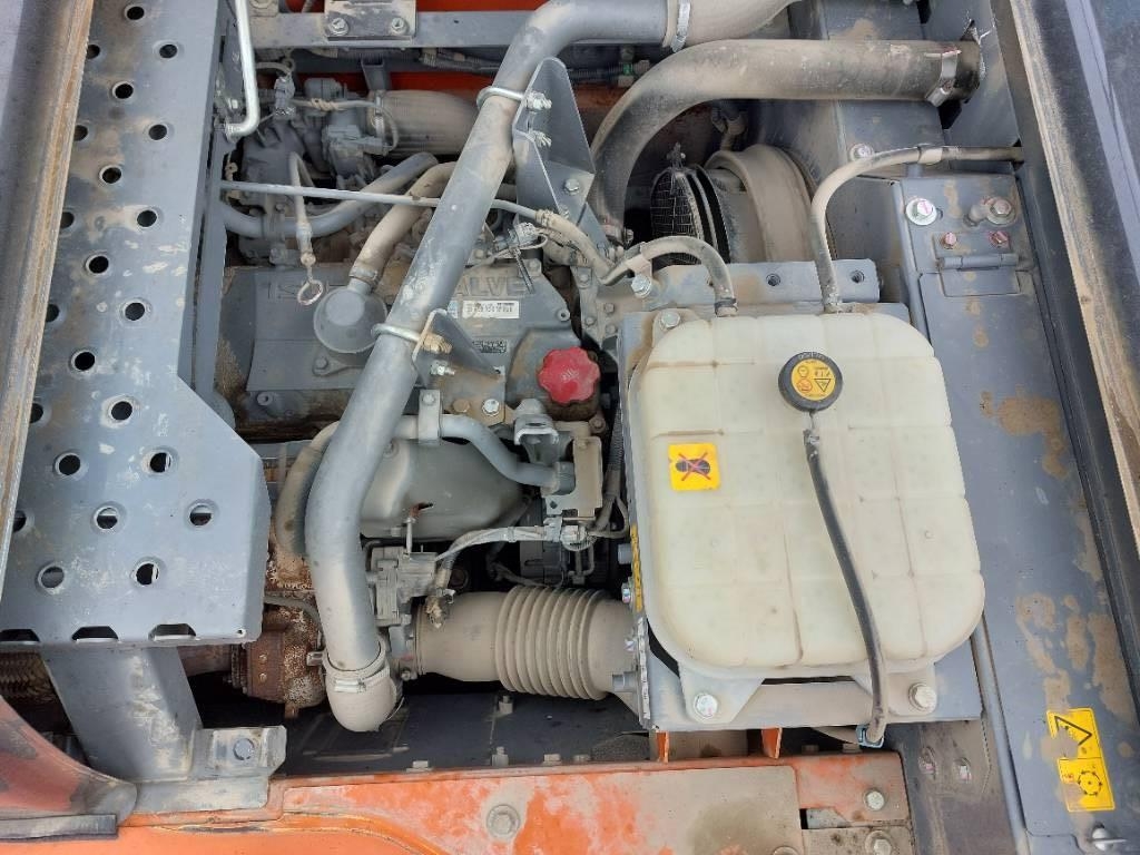 Hitachi ZX210LC-6