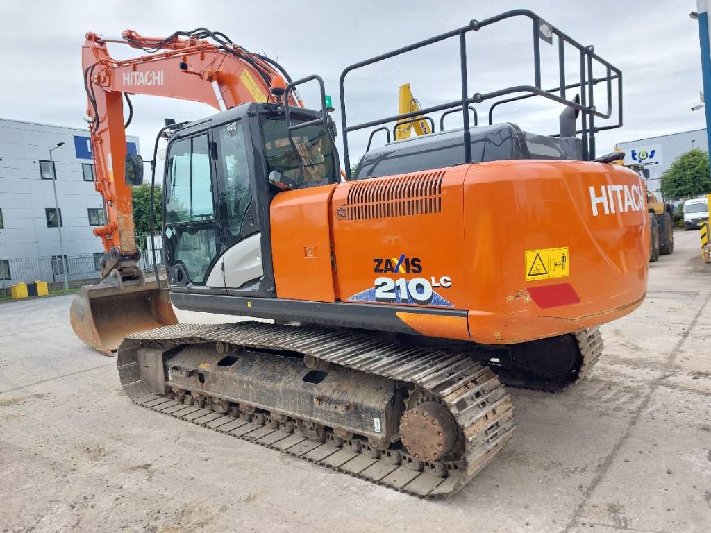 Hitachi ZX210LC-6