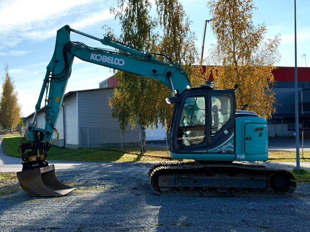 Kobelco SK 140 SR LC / Juuri tullut! / Engcon / Kamera /