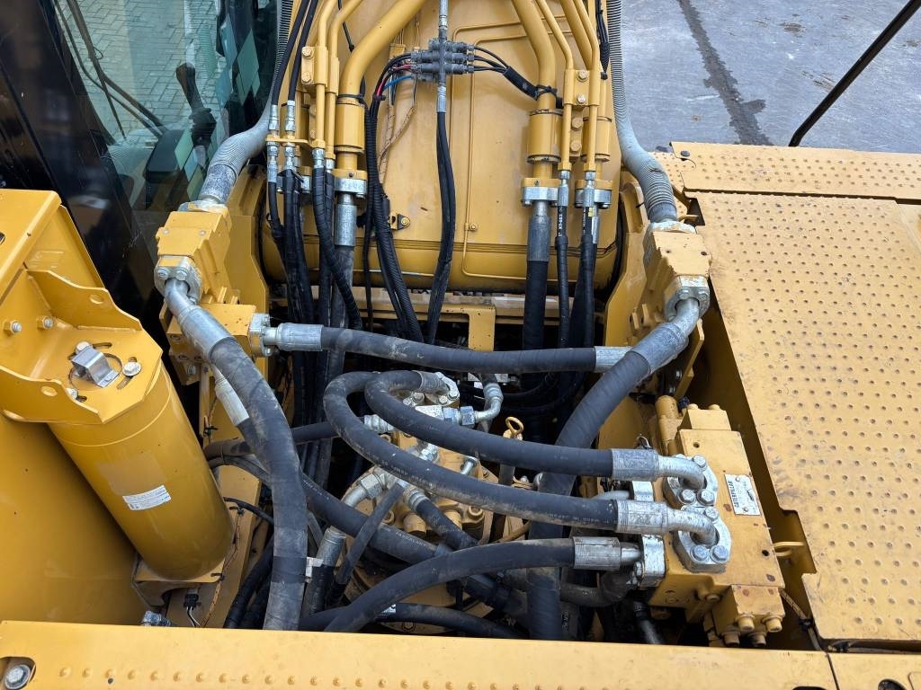 CAT 336F L XE (New Undercarriage)