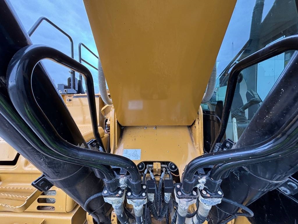 CAT 336F L XE (New Undercarriage)