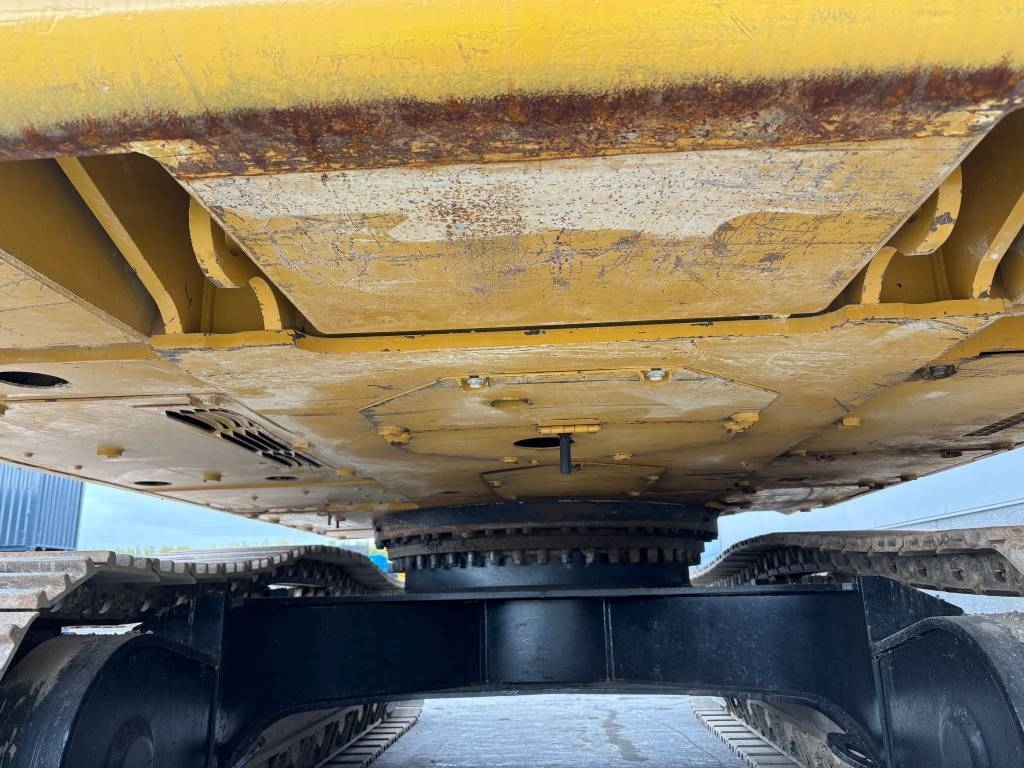 CAT 336F L XE (New Undercarriage)