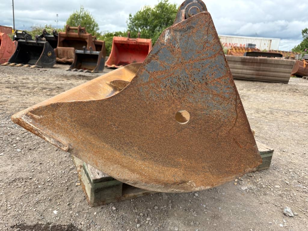 Attachment Sales Bucket