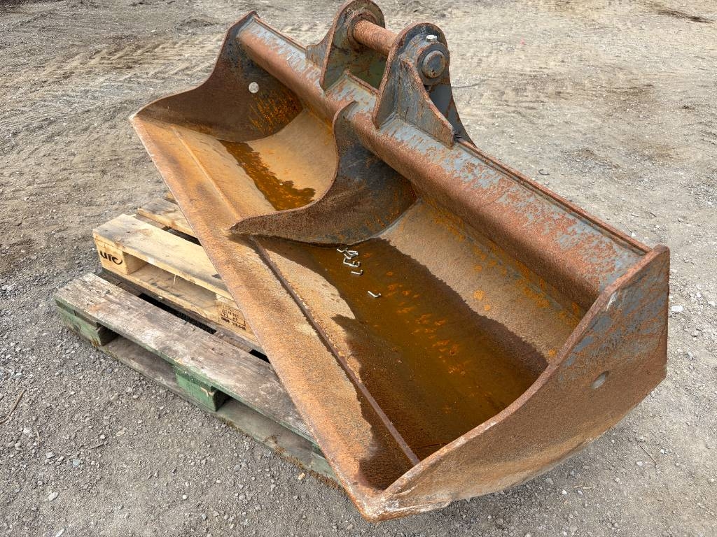 Attachment Sales Bucket