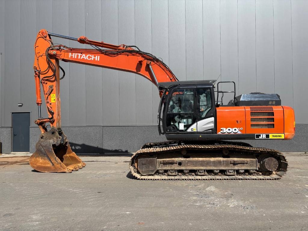 Hitachi ZX 300 LC-6