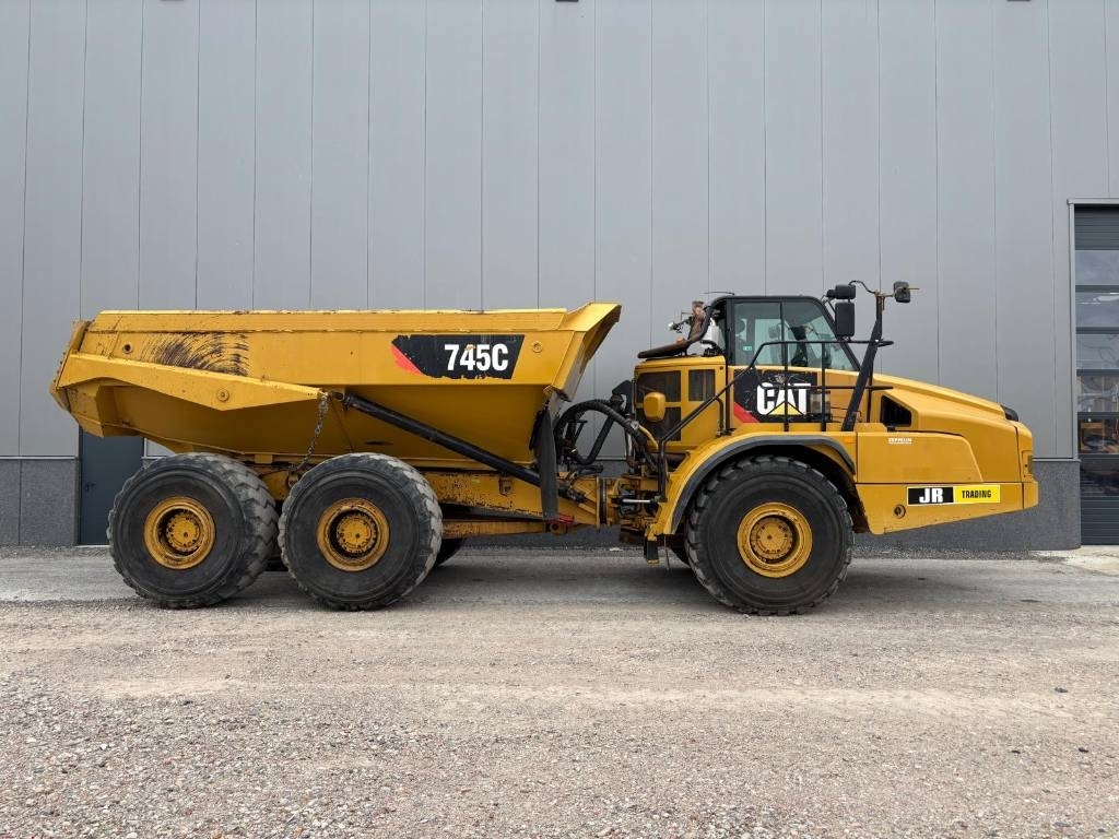CAT 745 C