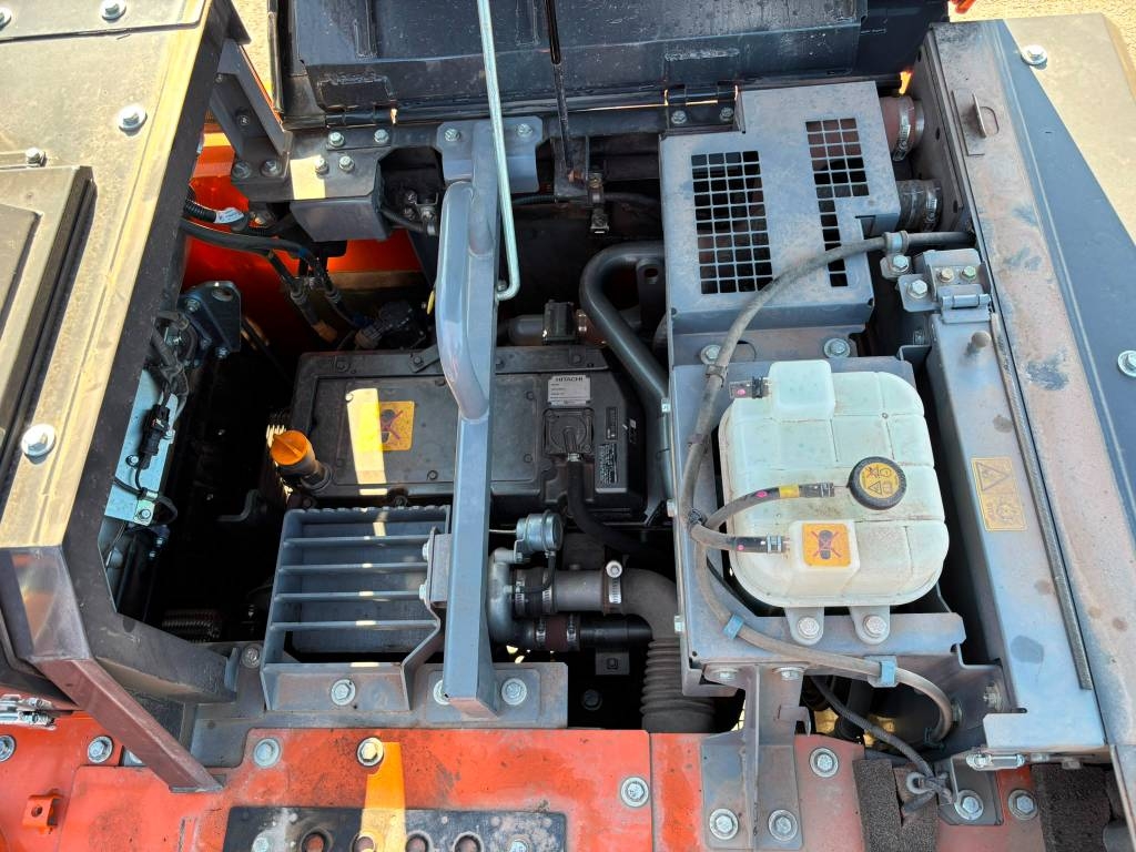 hitachi-160-lc-pienet-tunnit-r,07ae4566