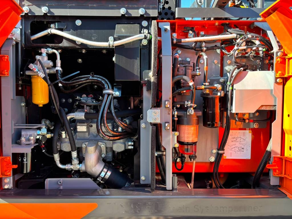 hitachi-160-lc-pienet-tunnit-r,1fb2f037