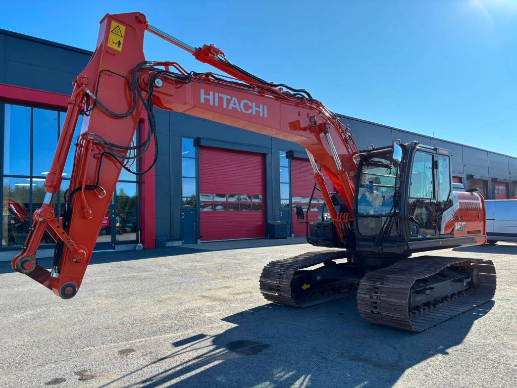 hitachi-160-lc-pienet-tunnit-r,6a764a53
