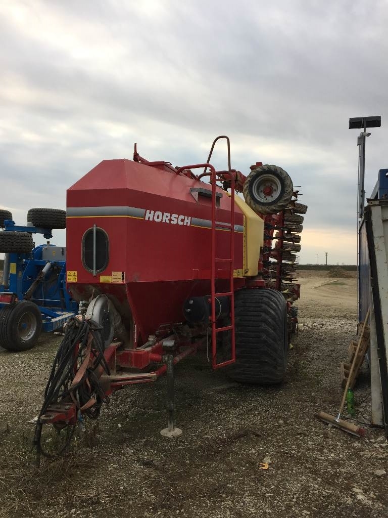 Used Horsch Airseeder co8 drills Year 2003 Price 21,396 for sale