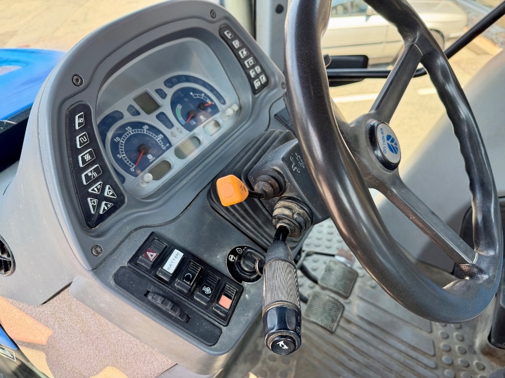 New Holland T 7550