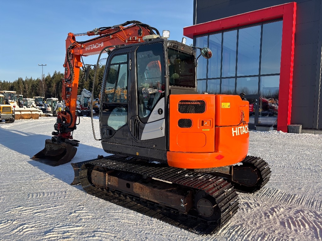 hitachi-zx-85-pyorittaja-kauha,bb69776f
