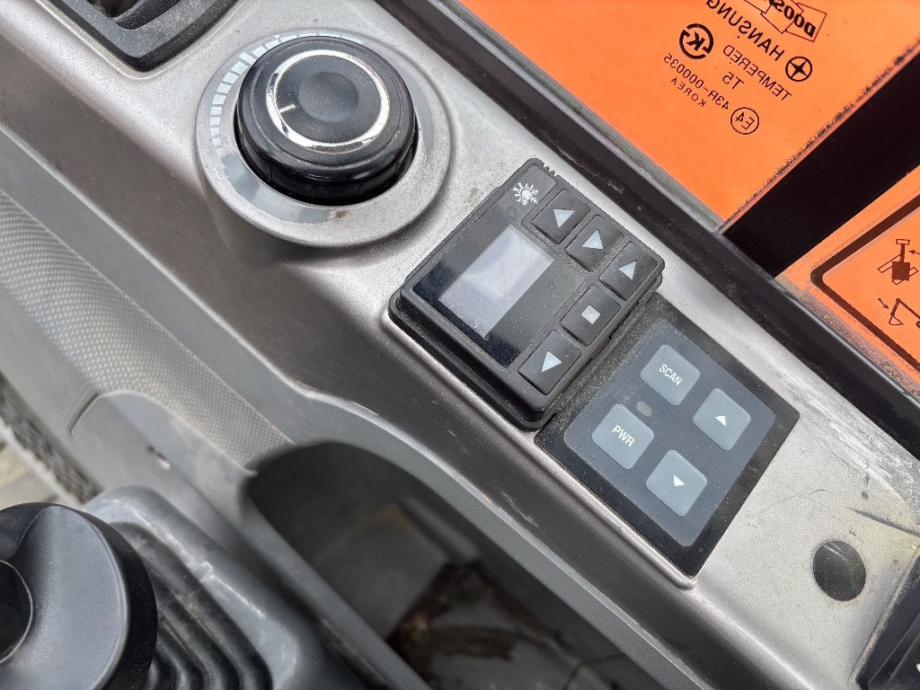 doosan-dx-62-r-engcon-2-kauhaa,e09d7891