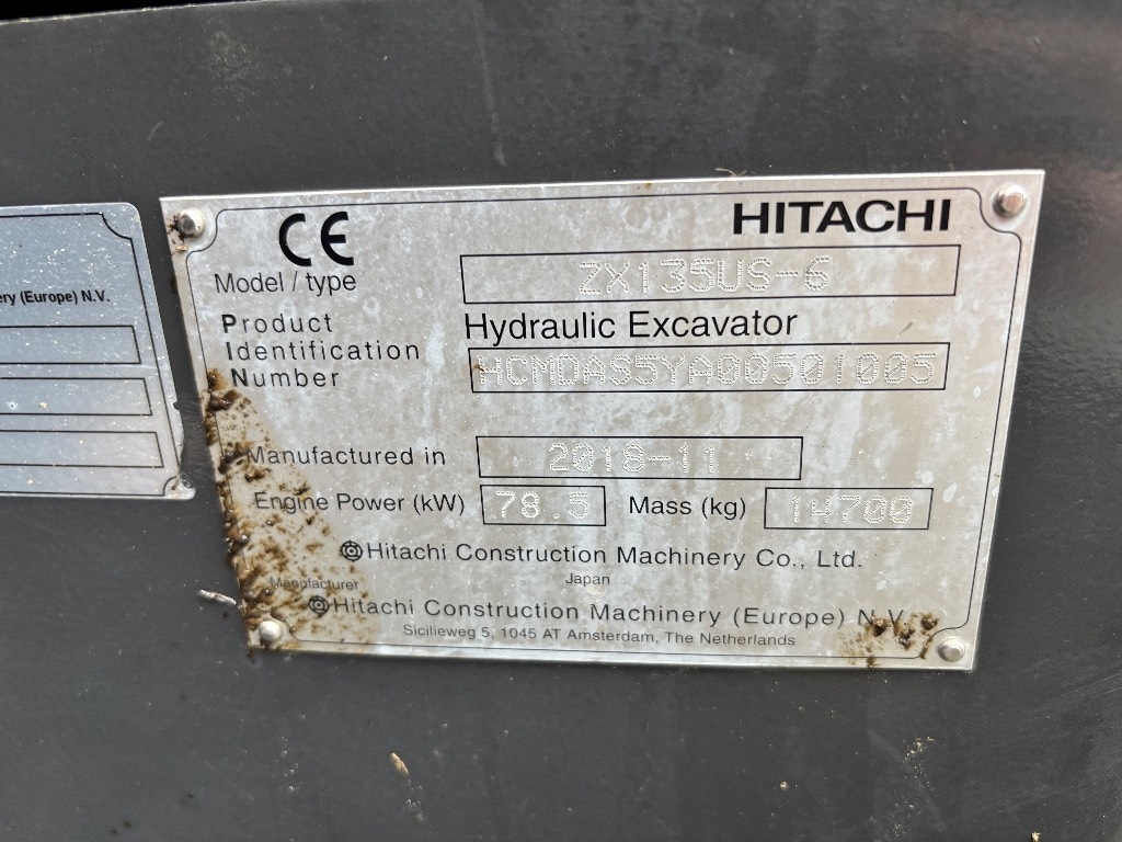 hitachi-zx-135-us-6-pyorittaja,e62b30a7