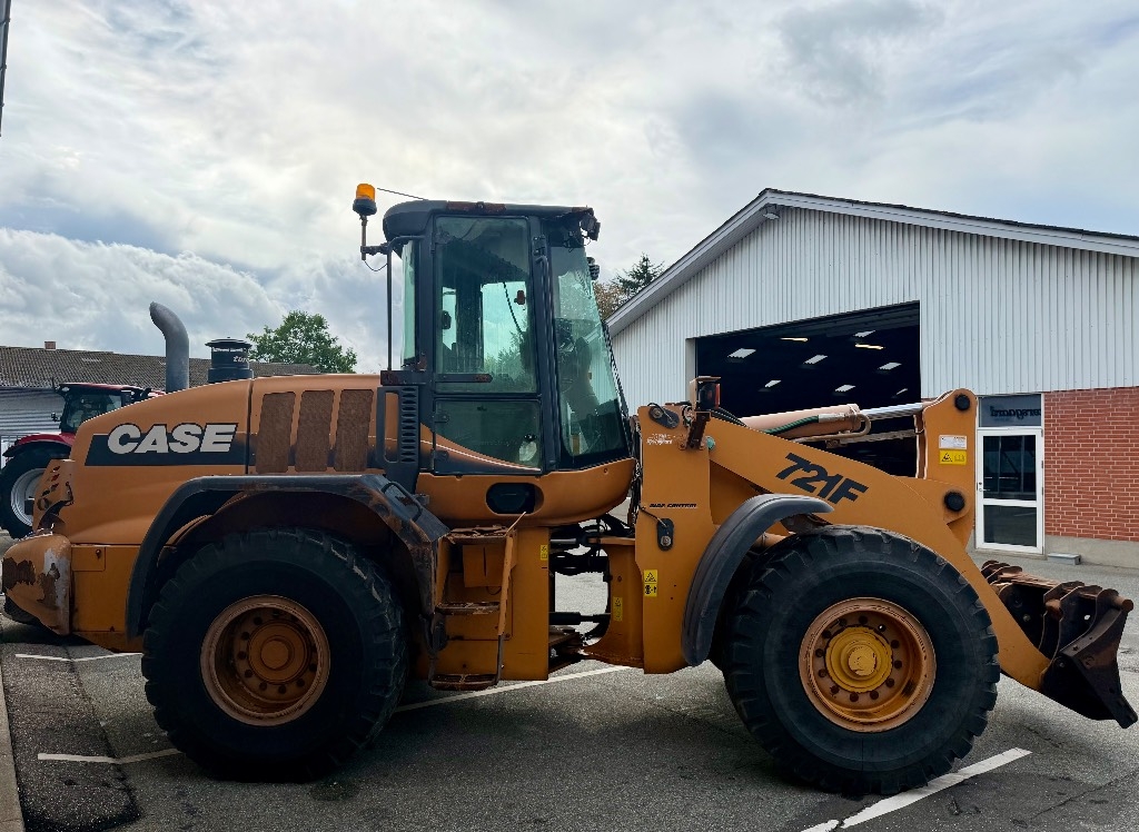 CASE 721 F
