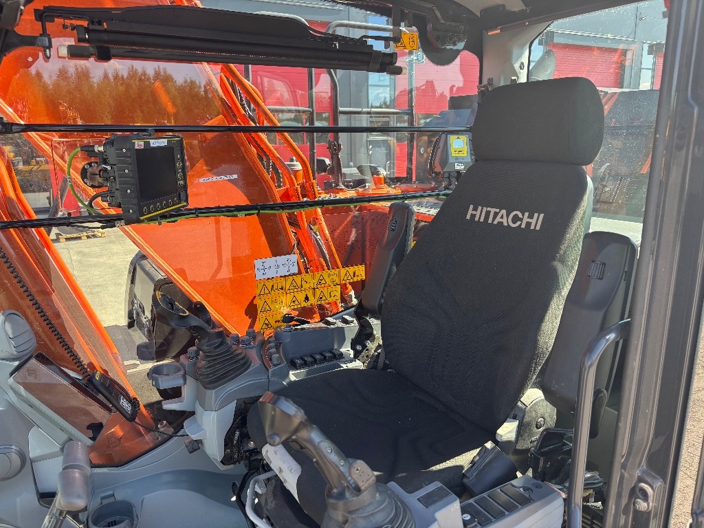 hitachi-zx-180-lc-engcon-leica,080d5c74