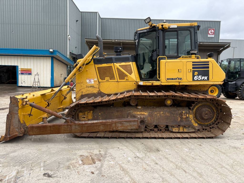 Komatsu D65PX-18