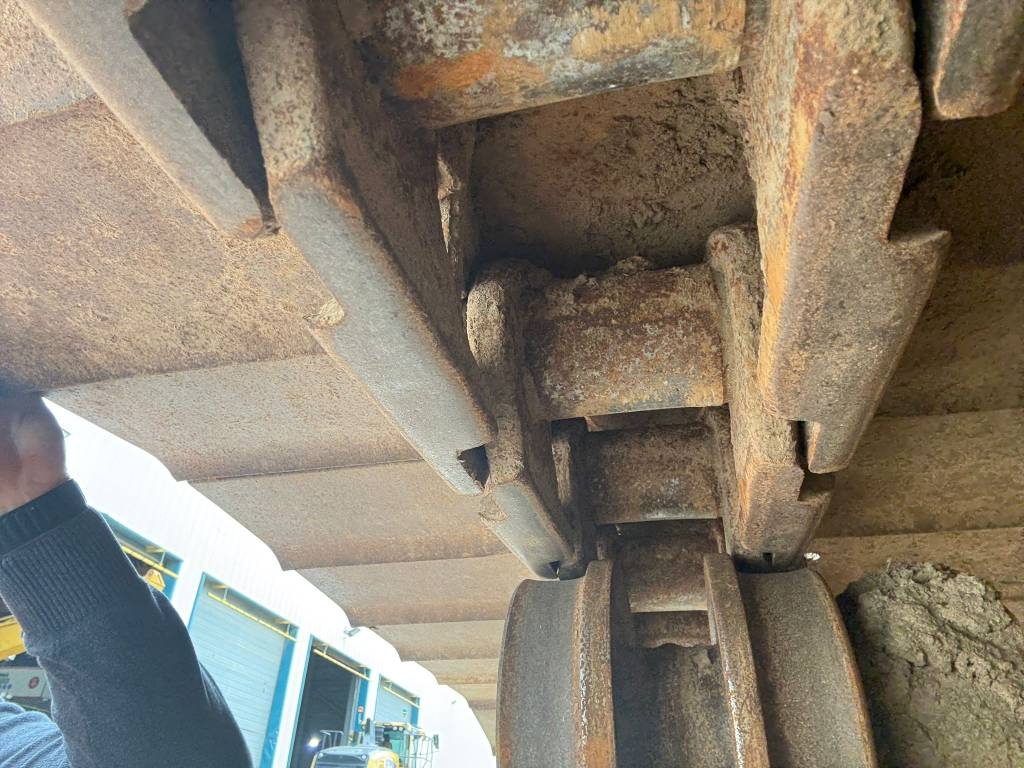 Komatsu D65PX-18