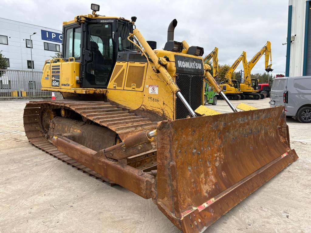 Komatsu D65PX-18