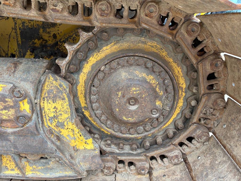 Komatsu D65PX-18