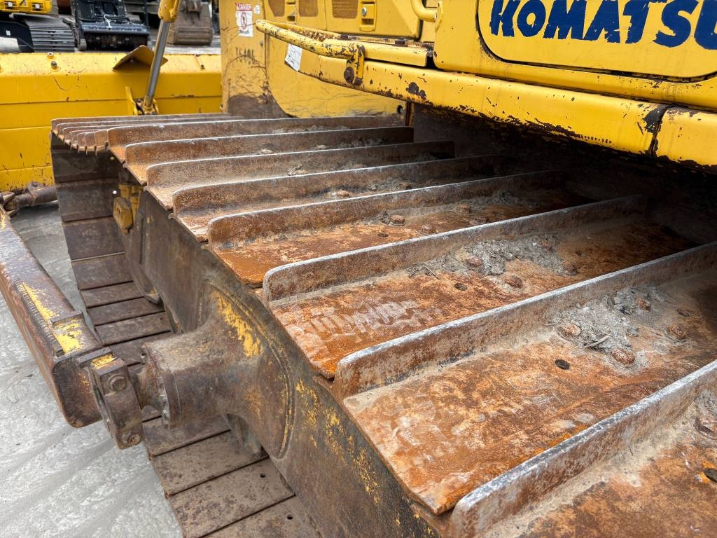 Komatsu D65PX-18