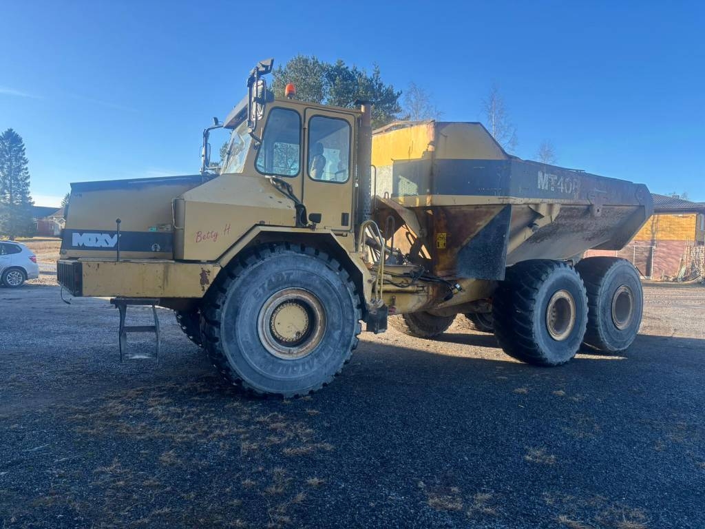 moxy-mt-40-b,5ea729b4