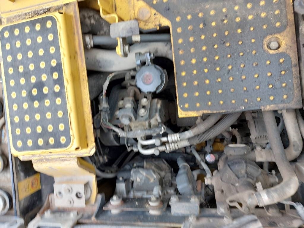 Komatsu PC138US-11