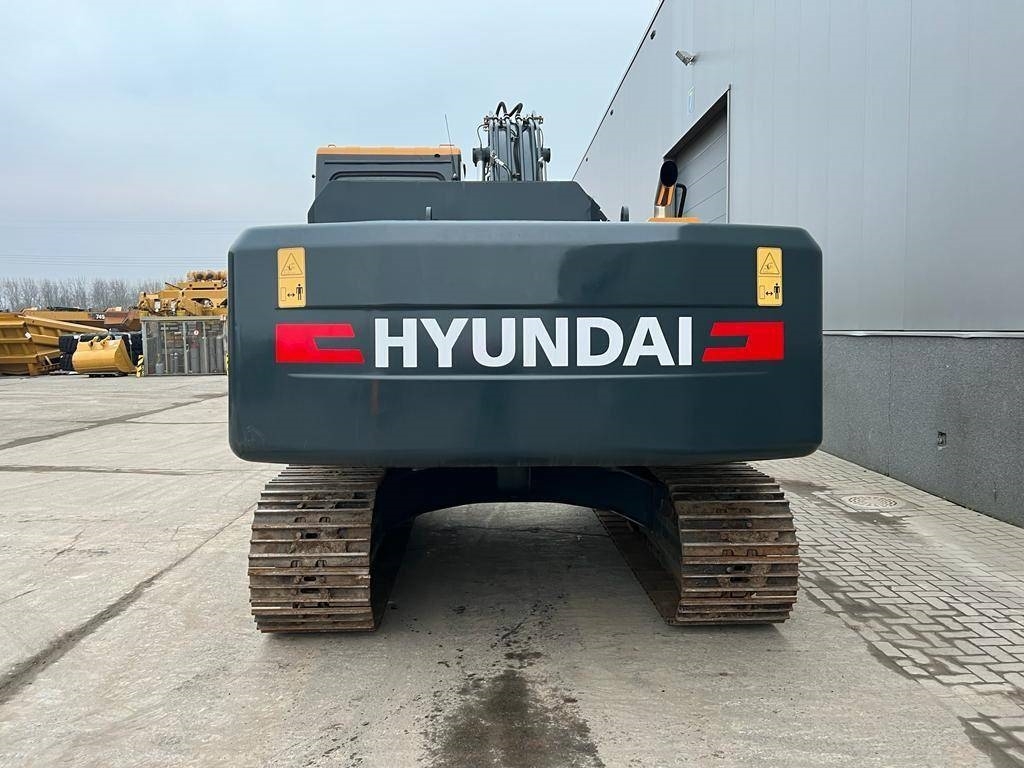 Hyundai R 210