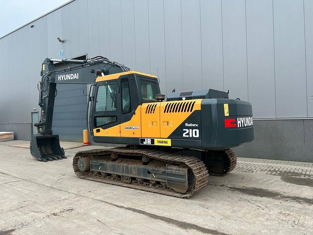 Hyundai R 210