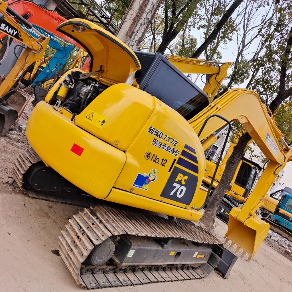2024 Komatsu PC70-48604792