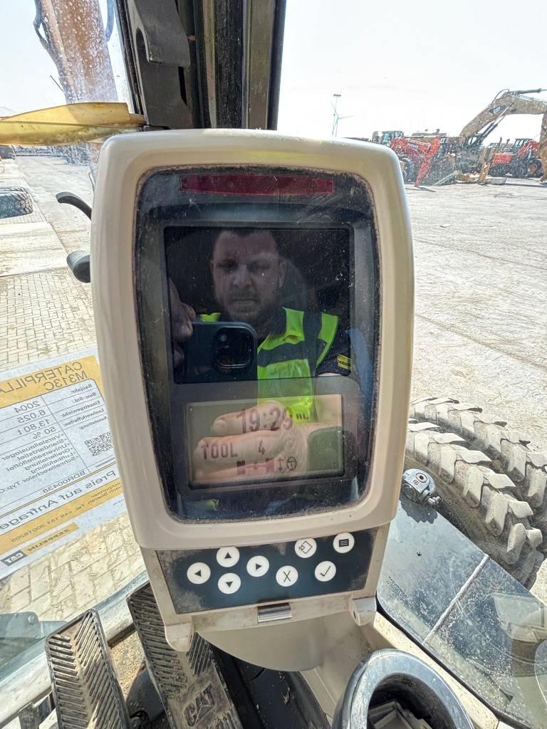 CAT M 313 C (Low verified hours)
