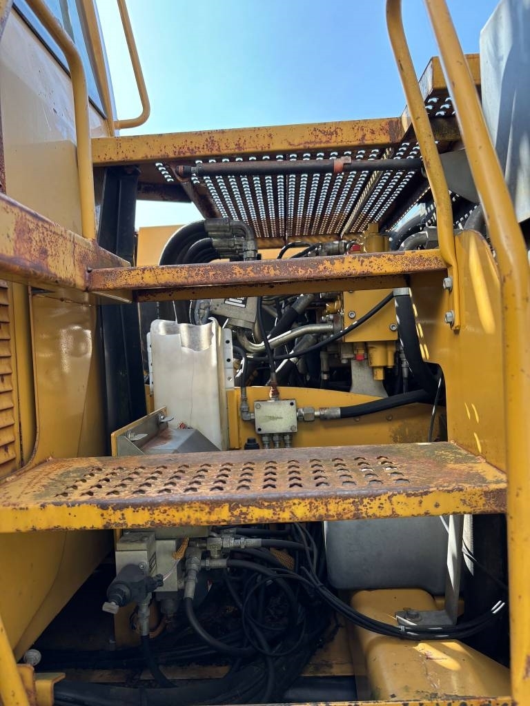 CAT M 313 C (Low verified hours)