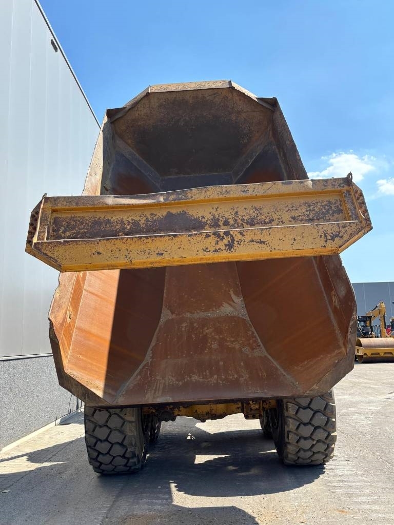 CAT 745 C