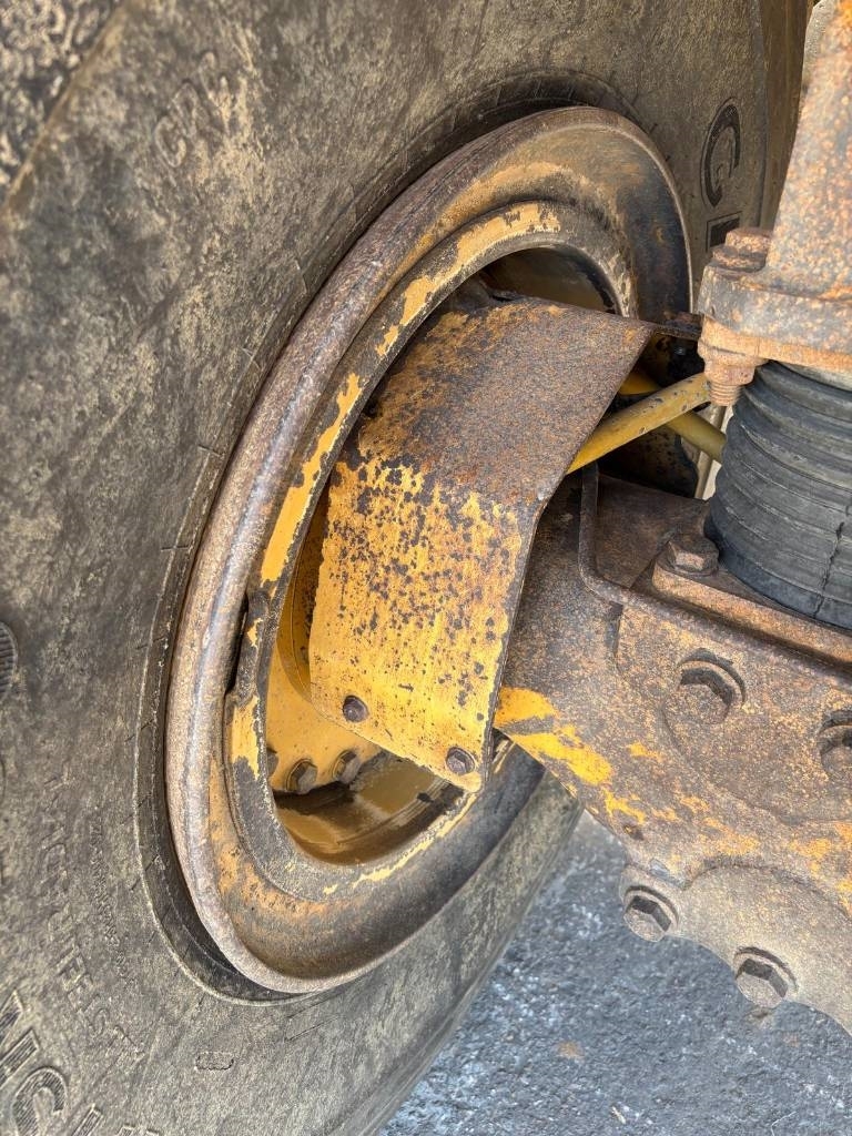CAT 745 C