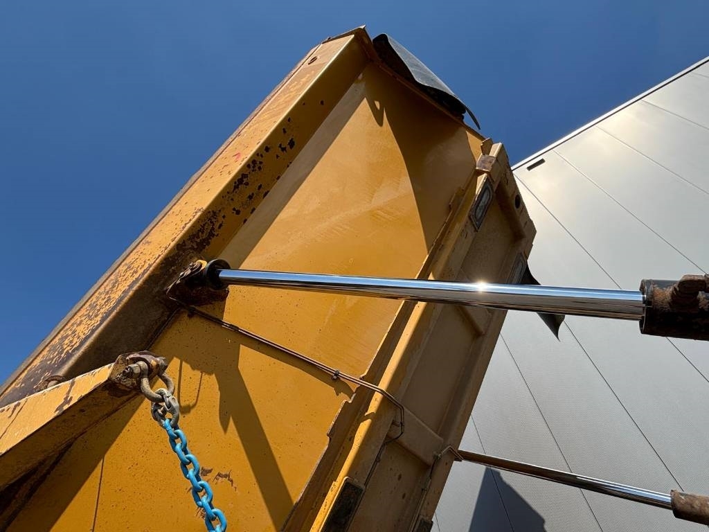 CAT 745 C