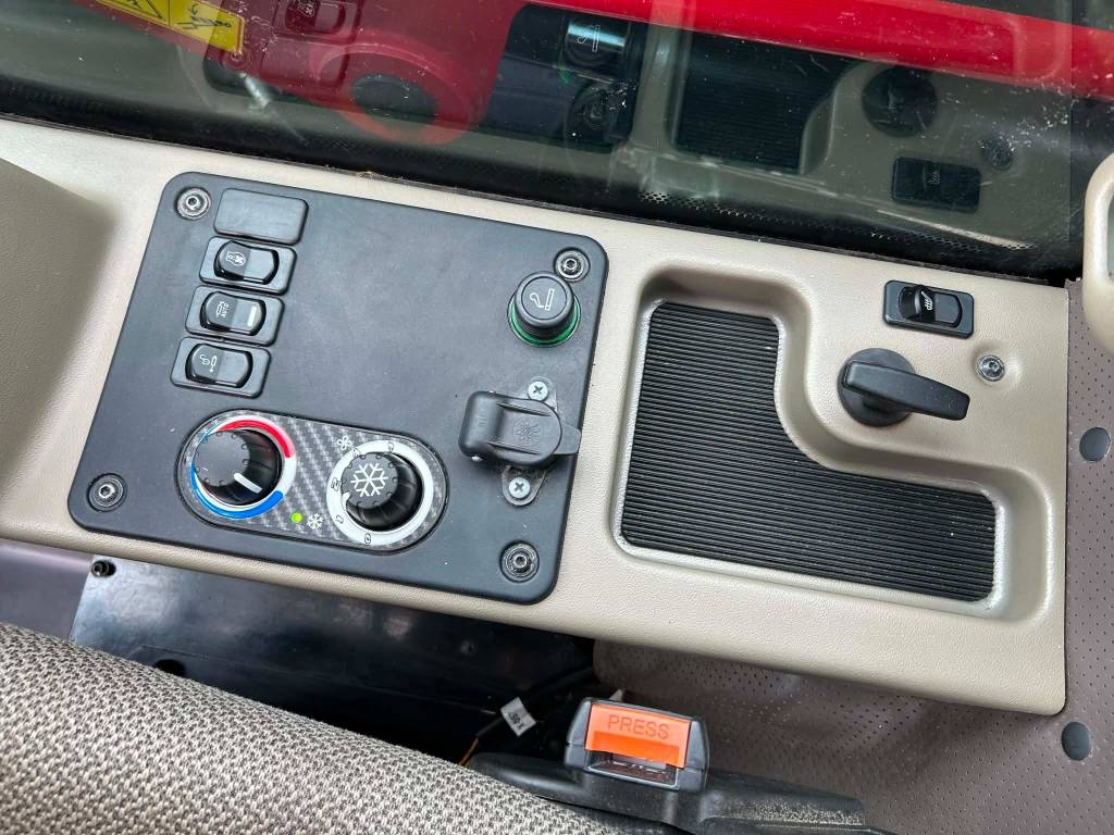 Case IH Farmlift 737