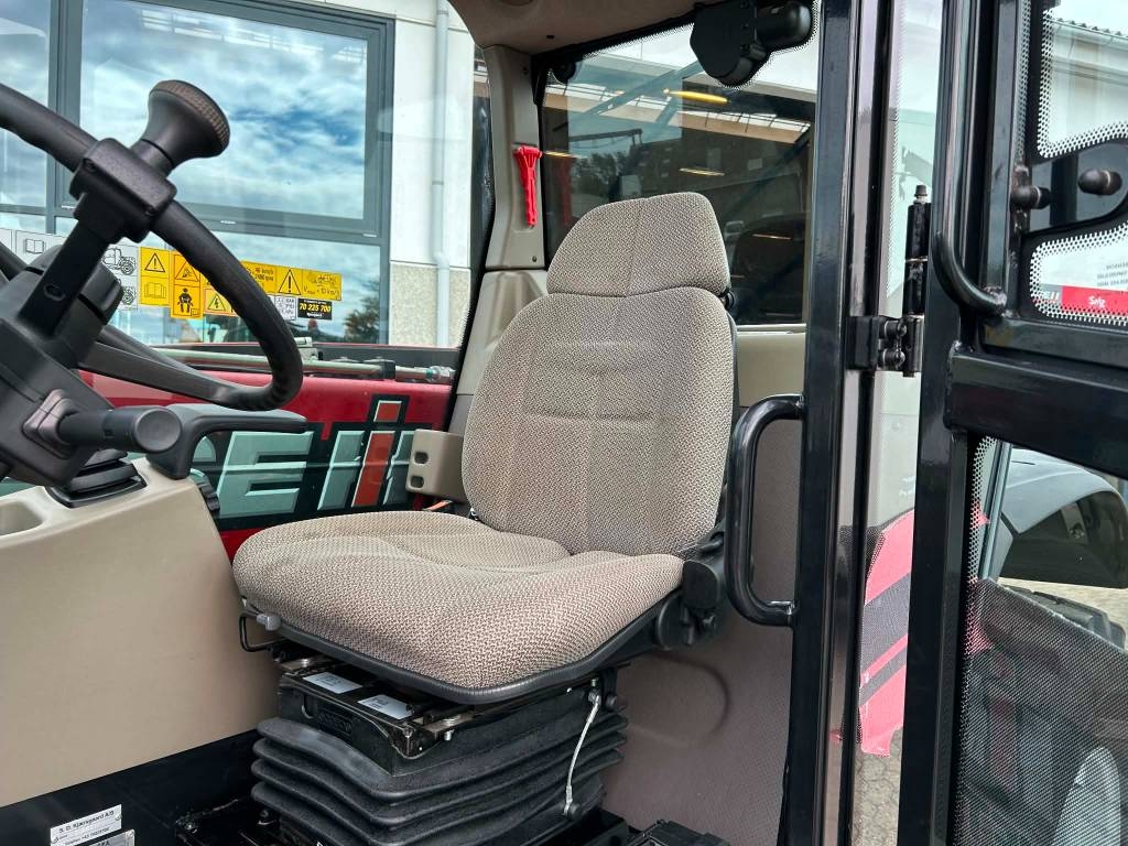 Case IH Farmlift 737