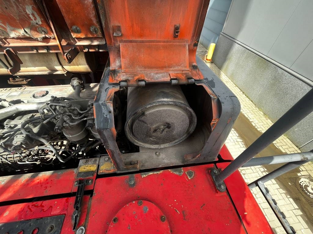 Hitachi ZX 470 LCD - 3 (25m high reach demolition)