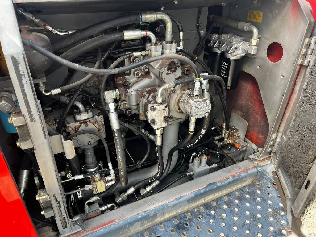 Hitachi ZX 470 LCD - 3 (25m high reach demolition)