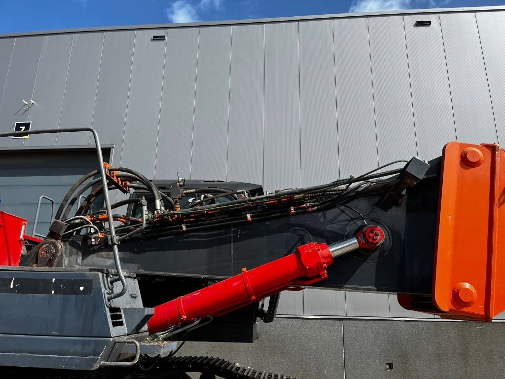 Hitachi ZX 470 LCD - 3 (25m high reach demolition)