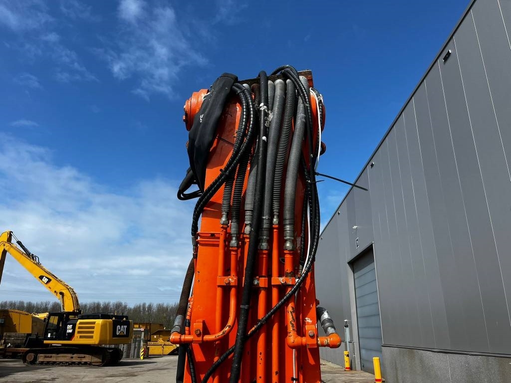 Hitachi ZX 470 LCD - 3 (25m high reach demolition)