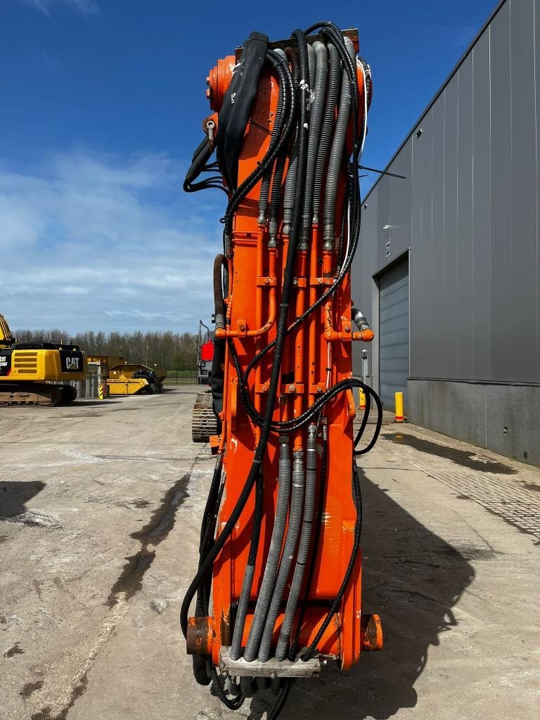 Hitachi ZX 470 LCD - 3 (25m high reach demolition)
