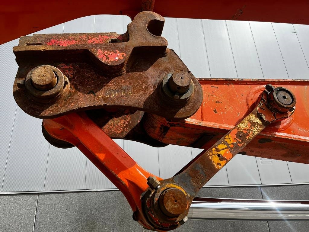 Hitachi ZX 470 LCD - 3 (25m high reach demolition)