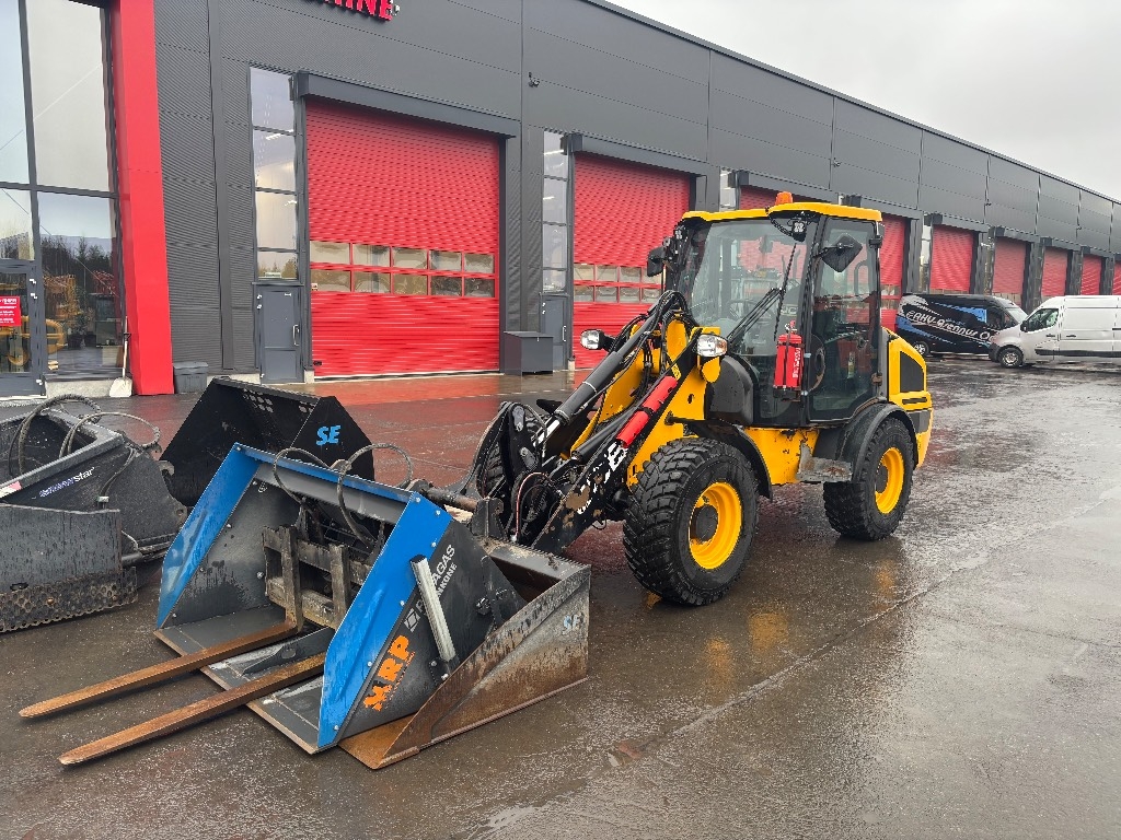 jcb-407-huippu-varusteet-stage,4d9f8aa5